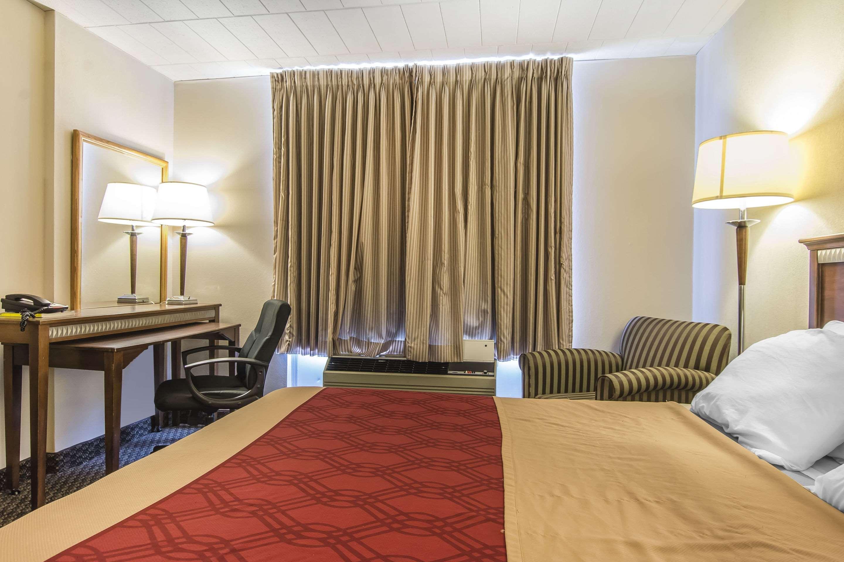 Econo Lodge Orillia Luaran gambar