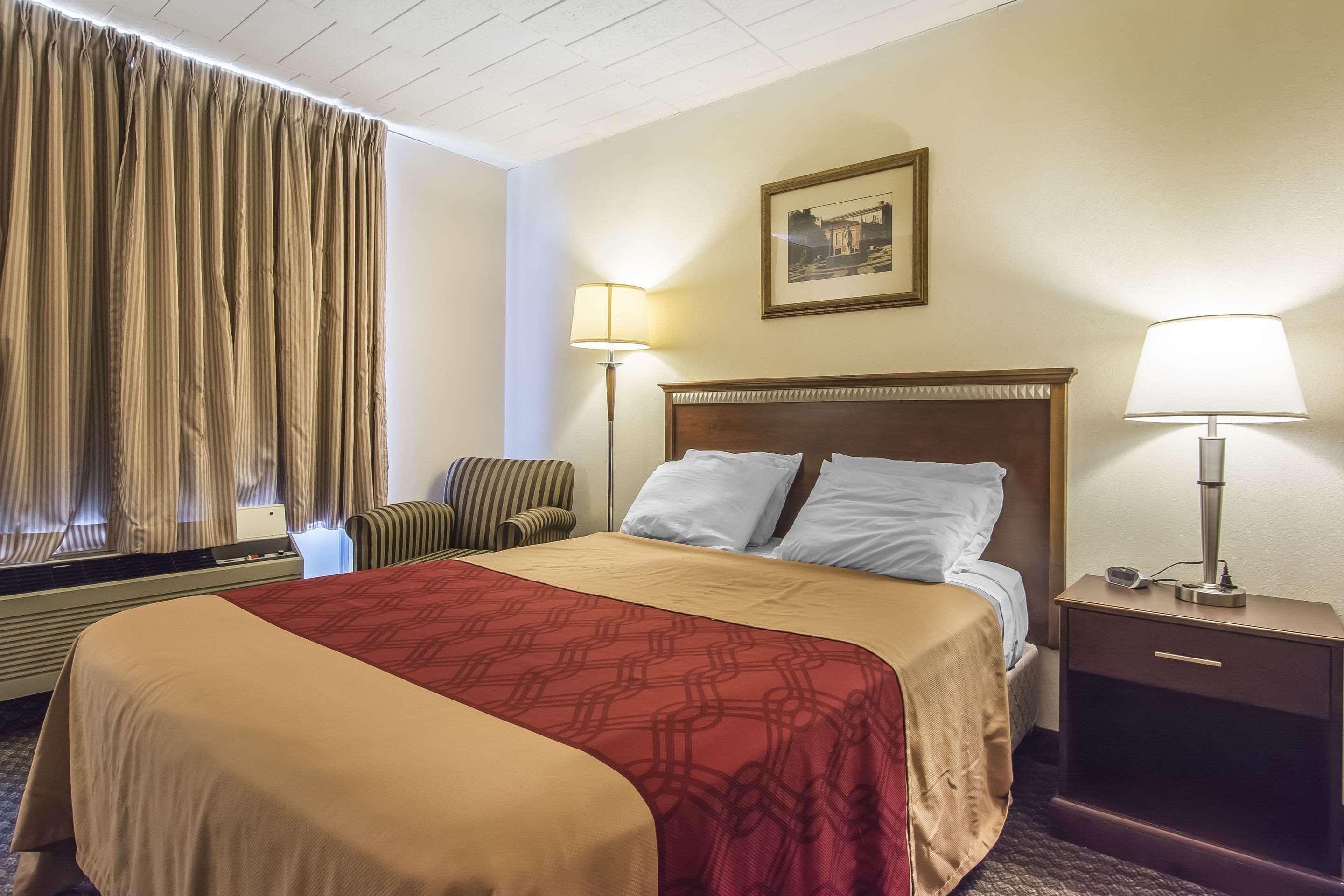 Econo Lodge Orillia Luaran gambar
