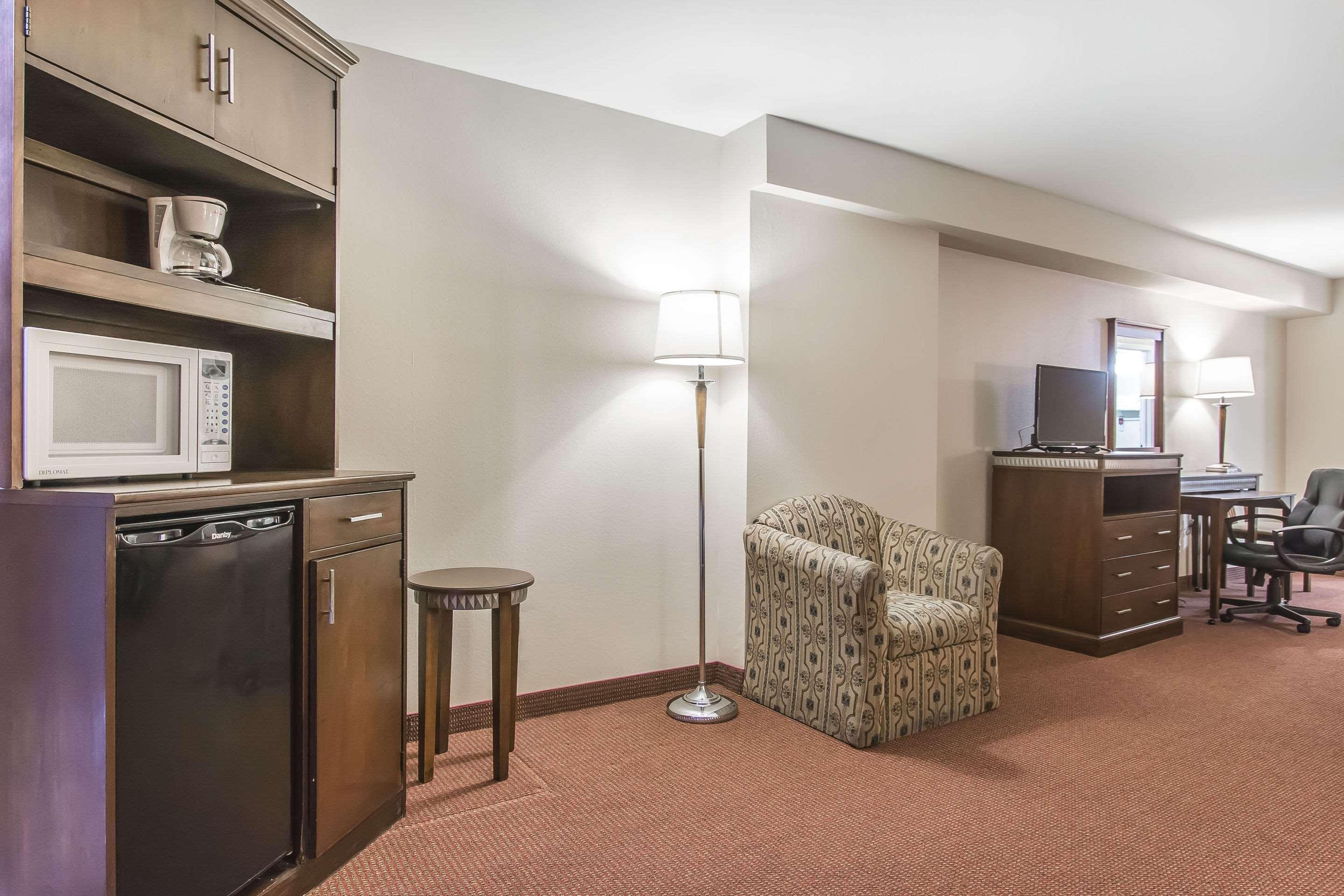 Econo Lodge Orillia Luaran gambar