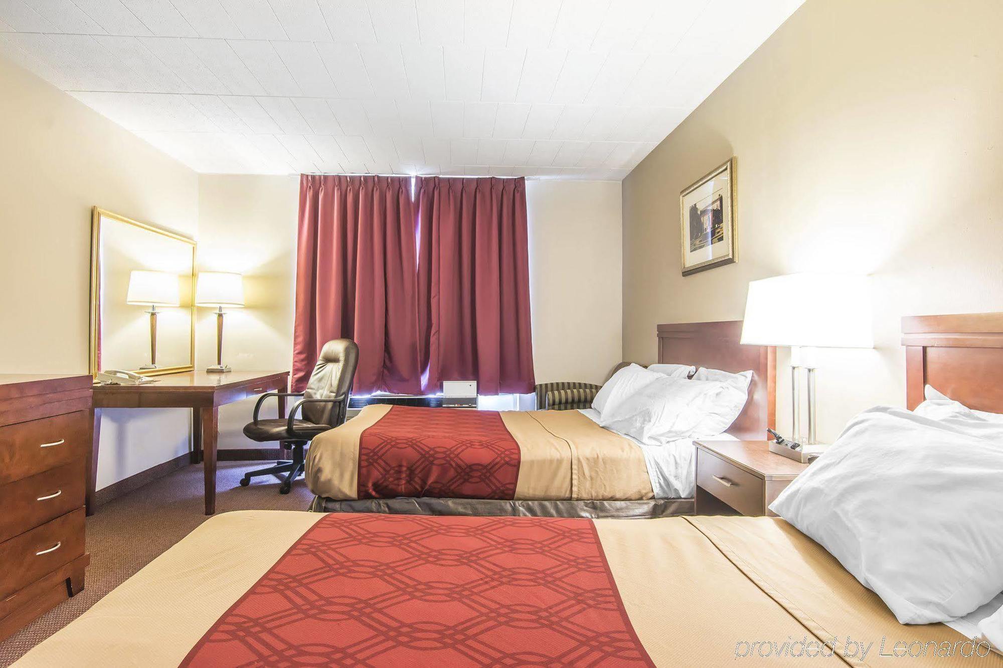 Econo Lodge Orillia Luaran gambar